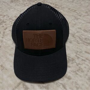 THE NORTH FACE Mudder Deuce Trucker Cap